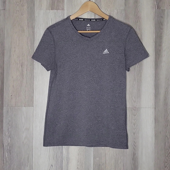 🛍Adidas‎ Womens Medium Grey Climalite Short Sleeve Performance Top Lightweight - Picture 1 of 7